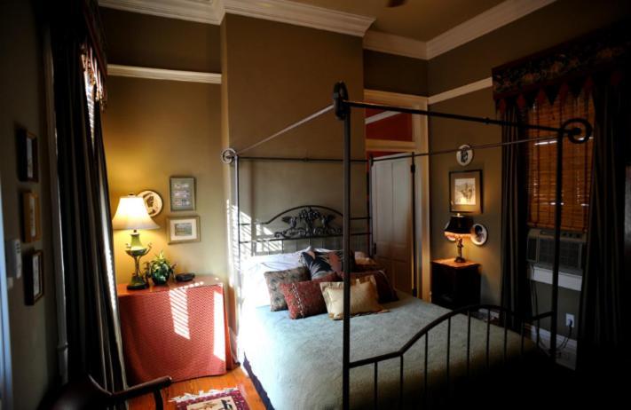 Five Continents Bed And Breakfast New Orleans Oda fotoğraf